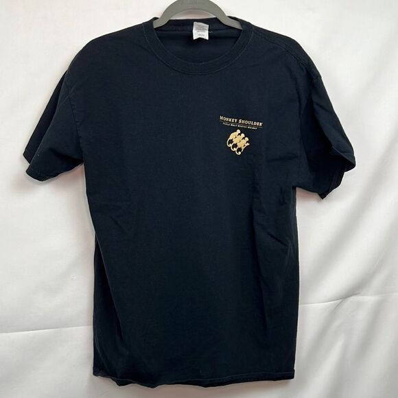 Gildan Black cotton. Short sleeve Monkey Shoulder graphic T-shirt size large - Picture 1 of 7